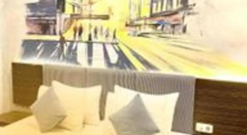 Bed in Hotel Pantes Semarang