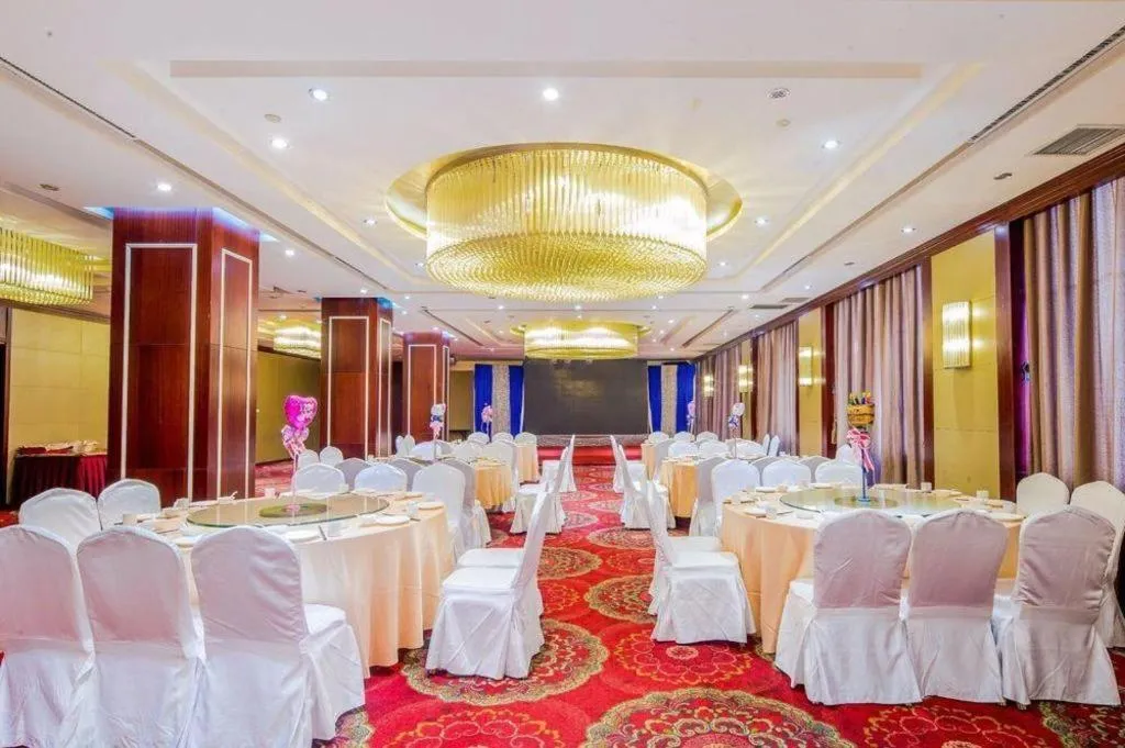 Pingyao Fengyan Jianguo Hotel