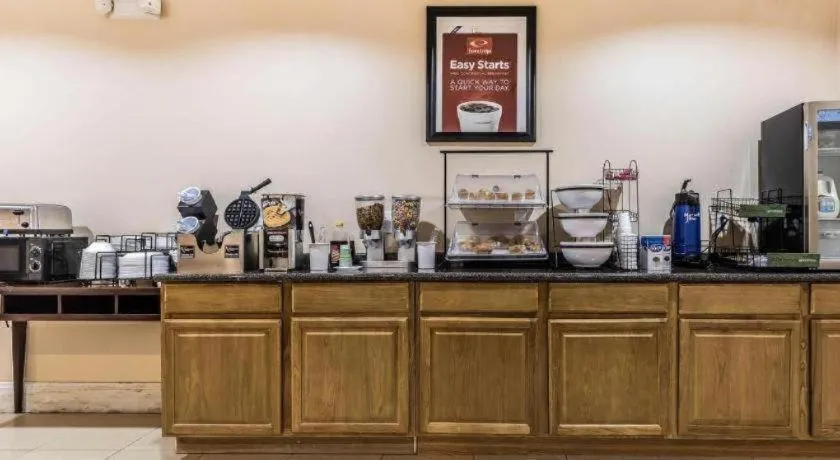 Econo Lodge Eutaw I-20