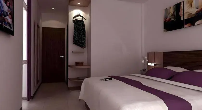 Bed in Amantis Hotel Bed in Amantis Hotel