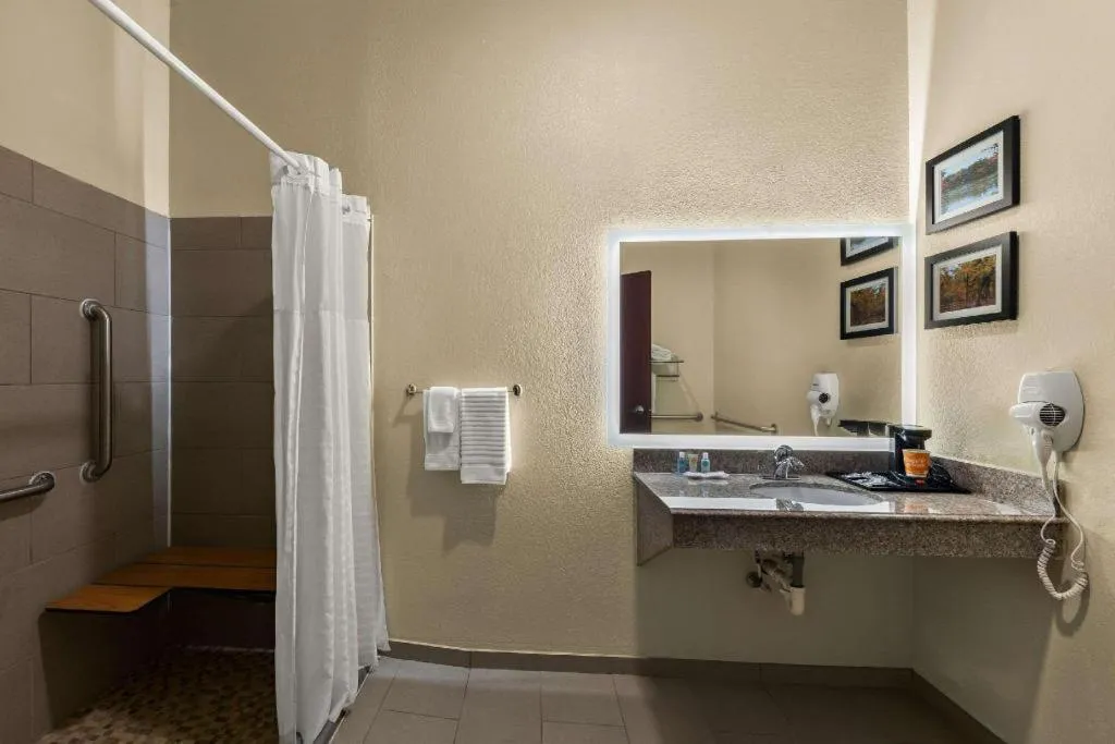 Comfort Inn & Suites Atoka