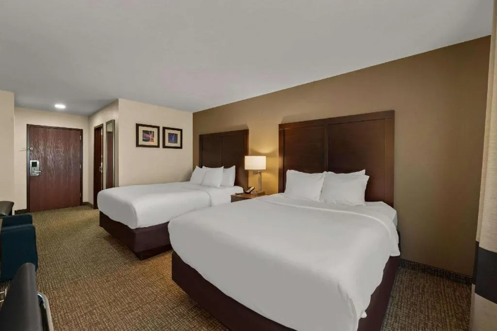 Bed in Comfort Inn & Suites Atoka