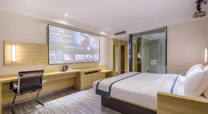 Bed in City Comfort Inn Guangzhou Baiyun Mountain Bed in City Comfort Inn Guangzhou Baiyun Mountain