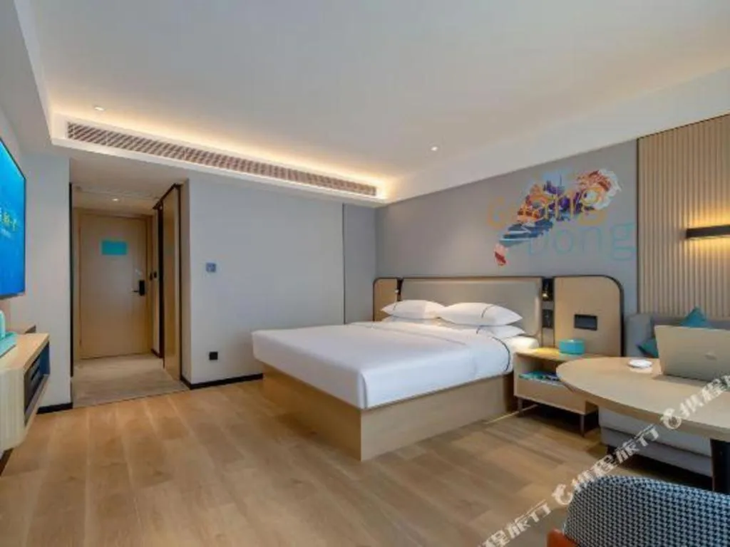 Bed in City Comfort Inn Guangzhou Baiyun Mountain