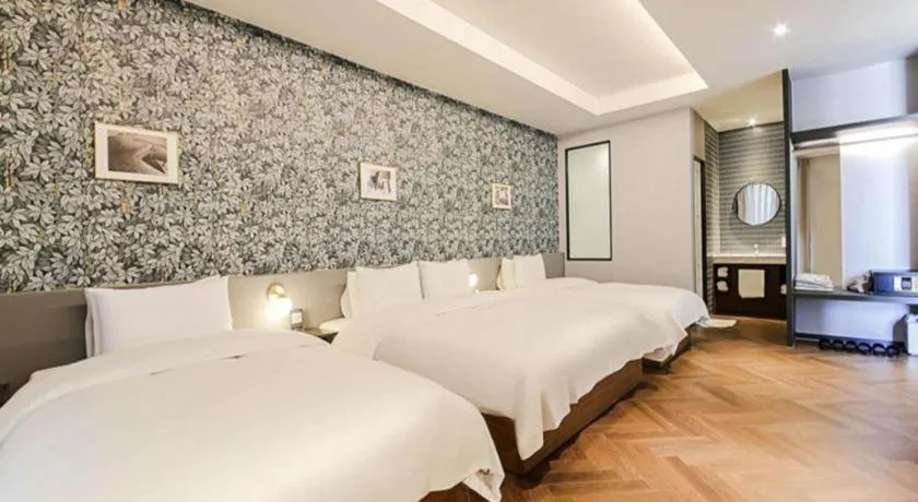 Bed in Gimhae Perfect Hotel