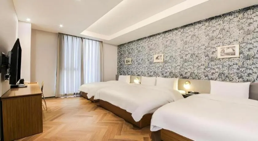 Bed in Gimhae Perfect Hotel