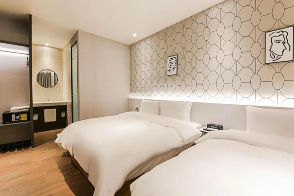 Bed in Gimhae Perfect Hotel