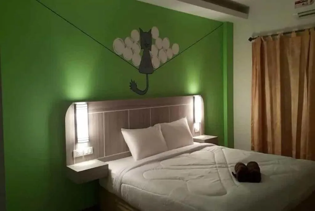 Bed in Silayok Grand Hotel