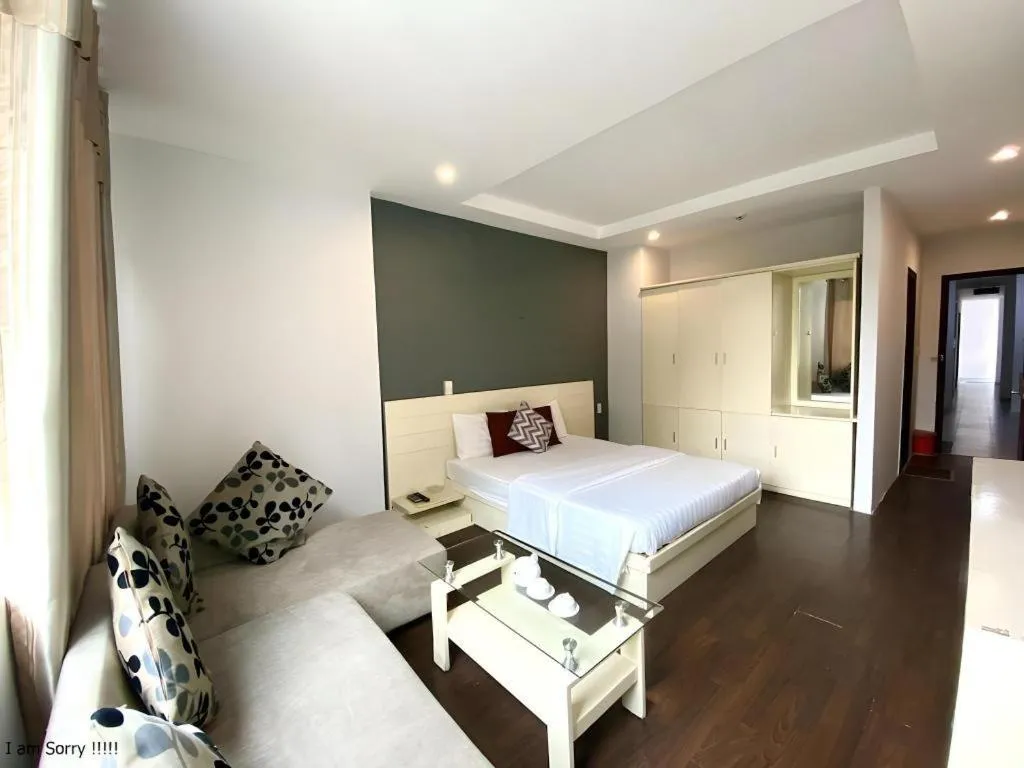 Bed in Mi Linh Hotel