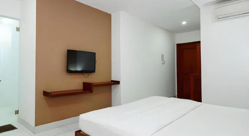 Bed in Mi Linh Hotel