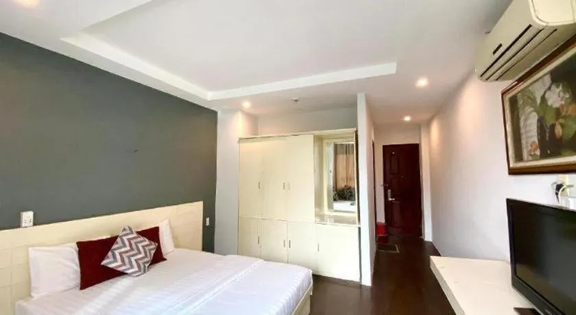 Bed in Mi Linh Hotel