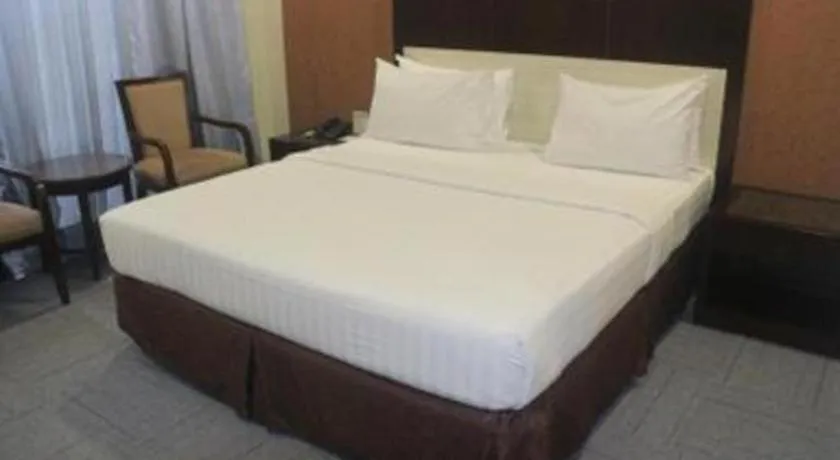 Bed in Narita Classic Hotel