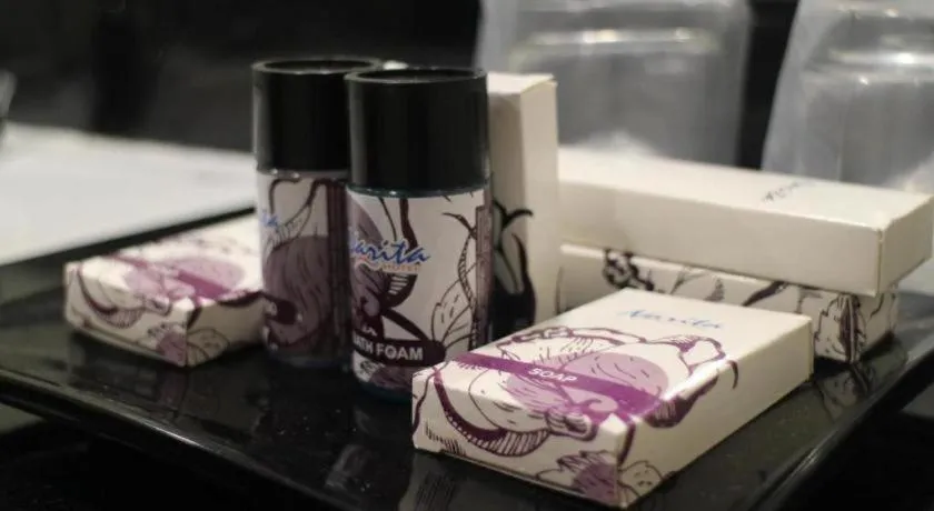 Bed in Narita Classic Hotel