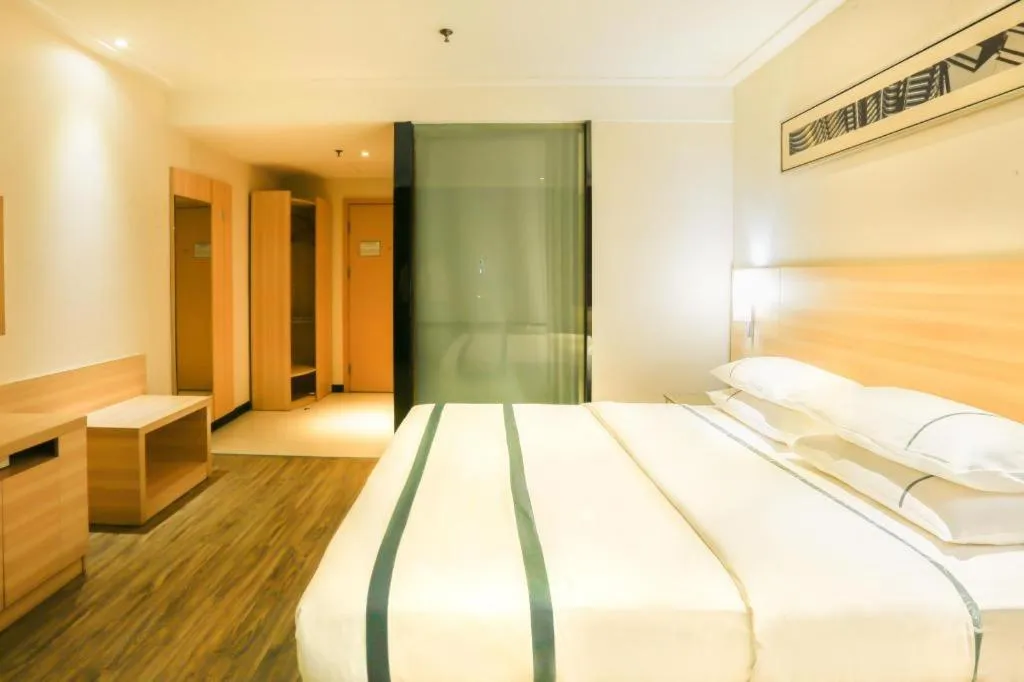 Bed in City Comfort Inn Nanning Railway Station