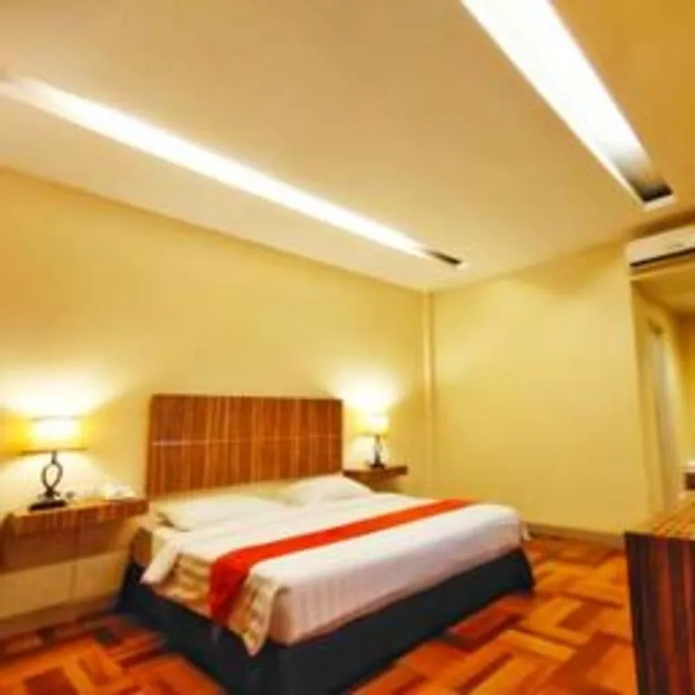 Bed in Satria Wisata Hotel