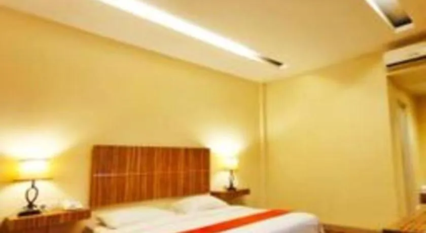 Bed in Satria Wisata Hotel