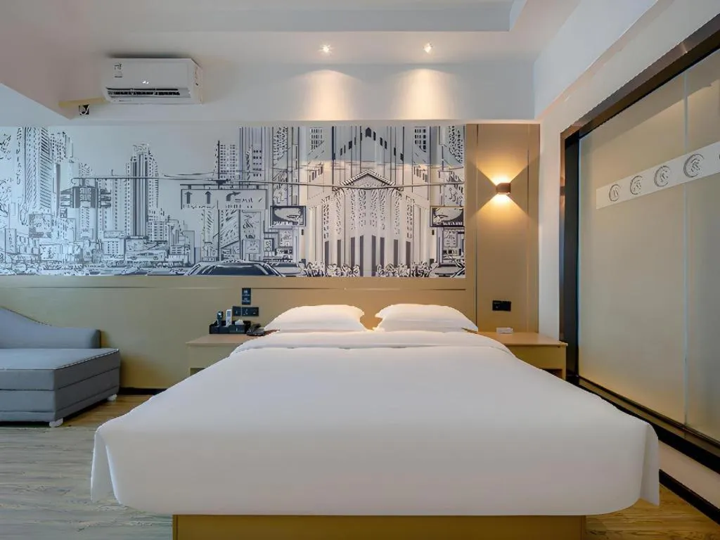 Bed in City Comfort Inn Nanning Railway Station Guangxi University