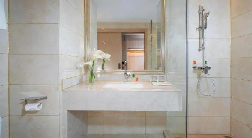 Vienna Hotel Yunnan Chunrong Street Qicai Yunan