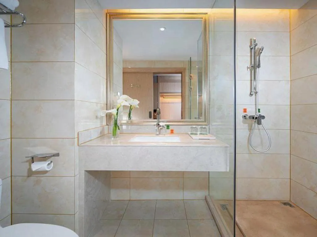 Vienna Hotel Yunnan Chunrong Street Qicai Yunan