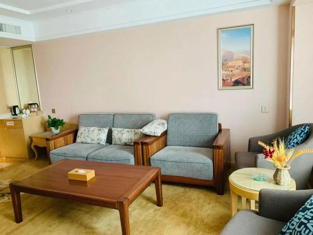 Vienna Hotel Yunnan Chunrong Street Qicai Yunan