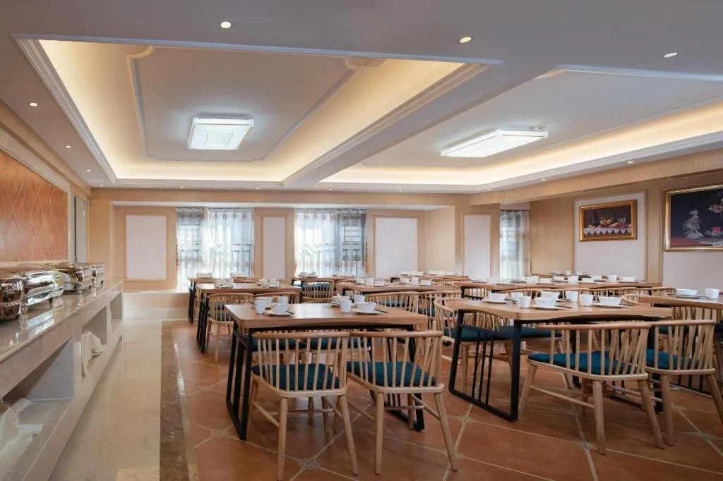 Vienna Hotel Yunnan Chunrong Street Qicai Yunan