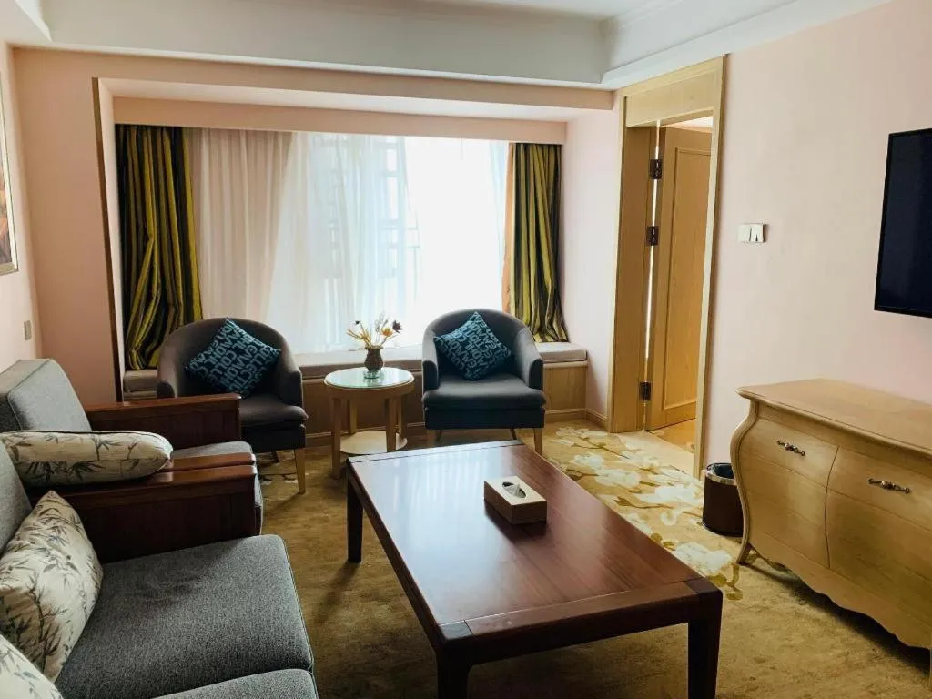 Vienna Hotel Yunnan Chunrong Street Qicai Yunan
