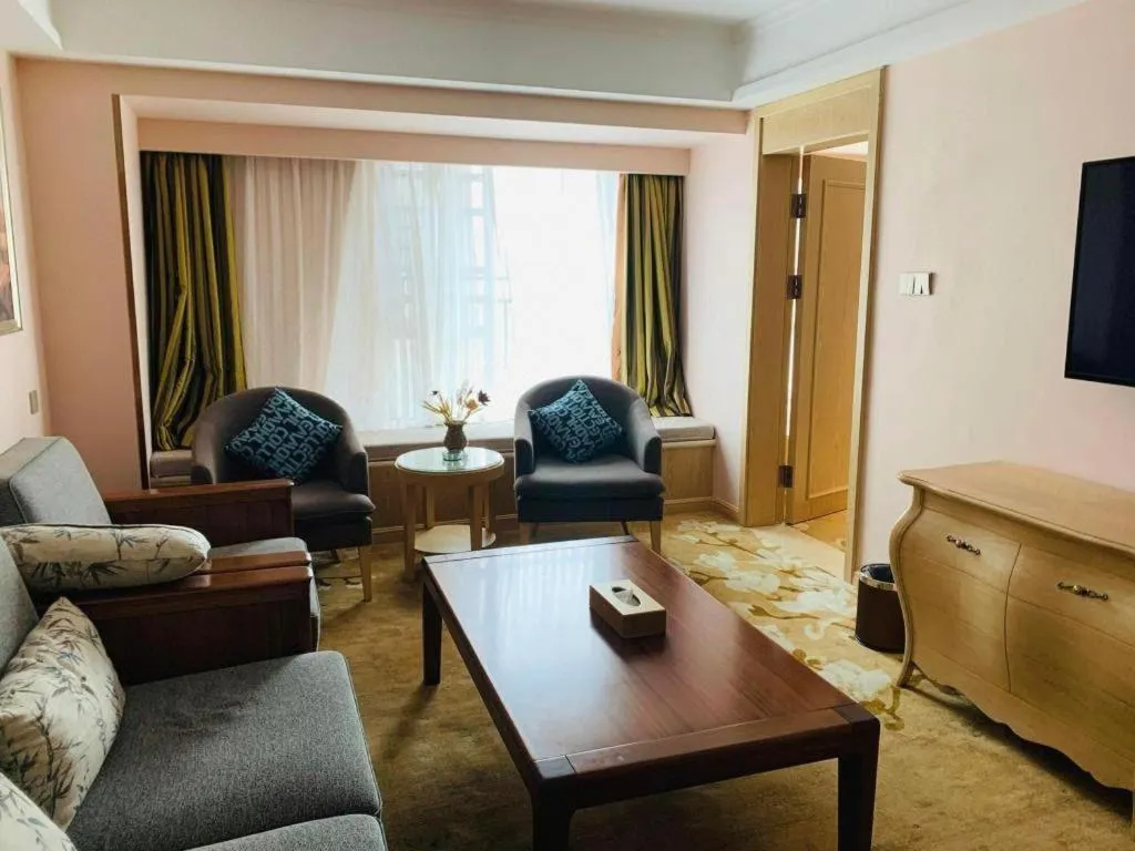 Vienna Hotel Yunnan Chunrong Street Qicai Yunan