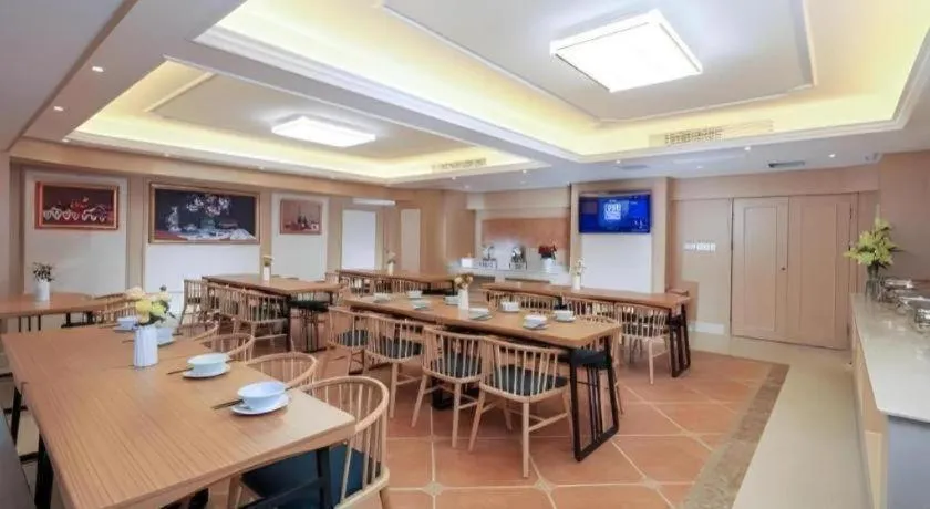 Vienna Hotel Yunnan Chunrong Street Qicai Yunan