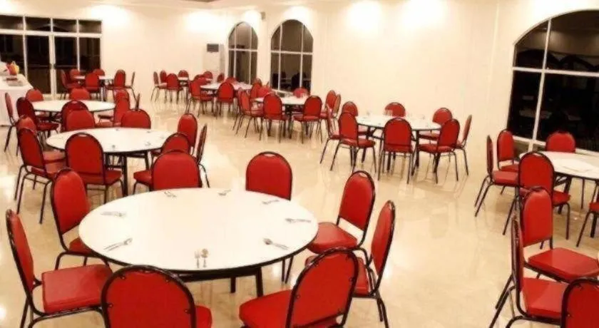 Country Chateau Hotel