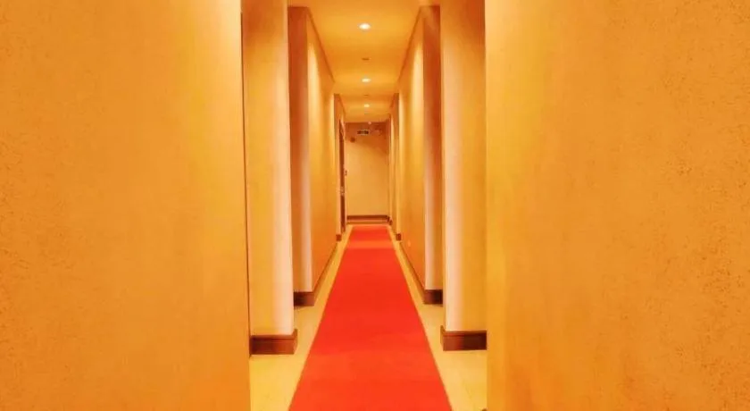 Country Chateau Hotel