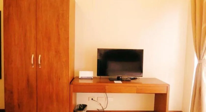 Country Chateau Hotel