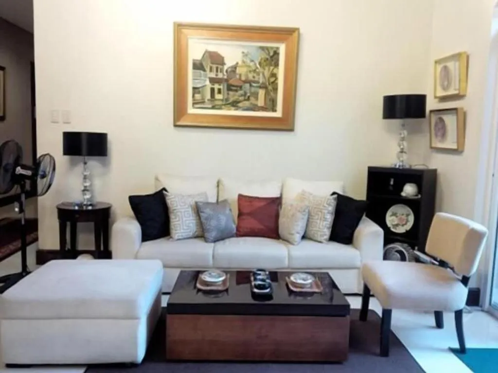 Country Chateau Hotel