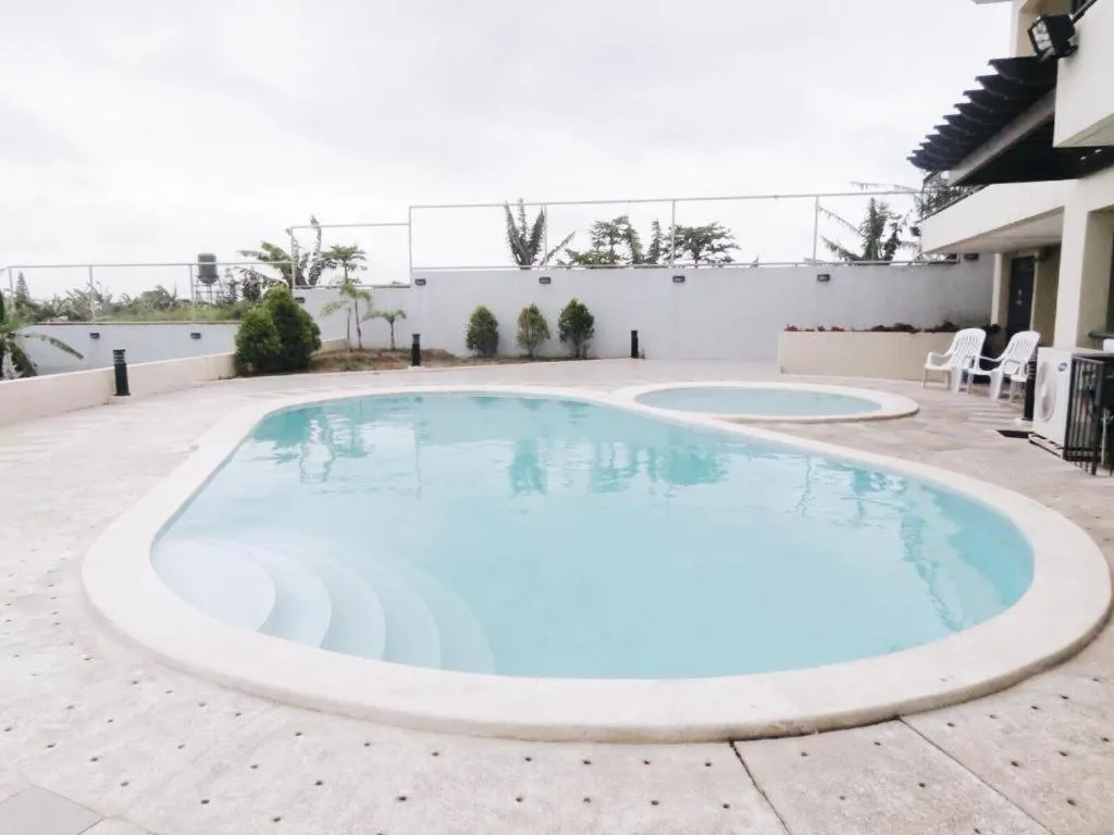 Country Chateau Hotel