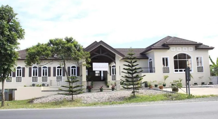 Country Chateau Hotel