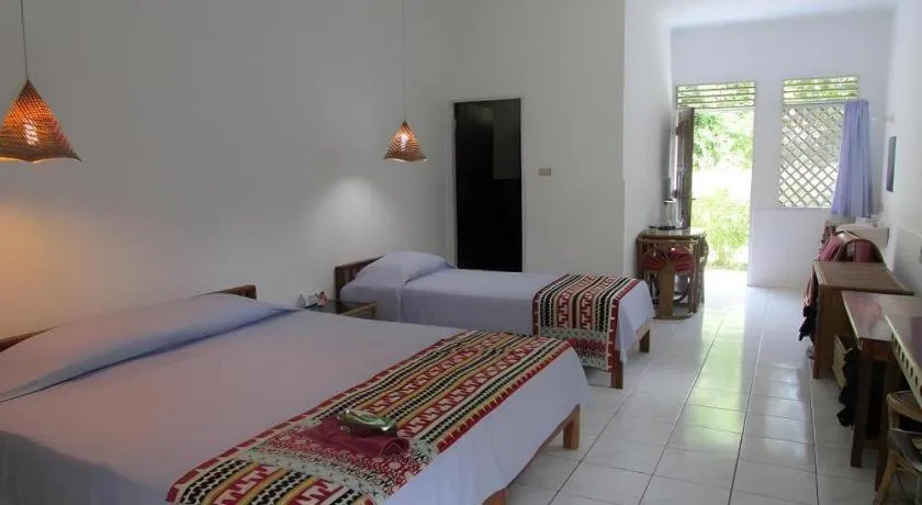 Bed in Satwa Elephant Eco Lodge