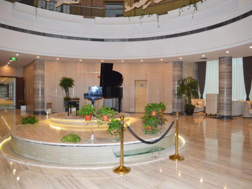 Shanghai Noble Center