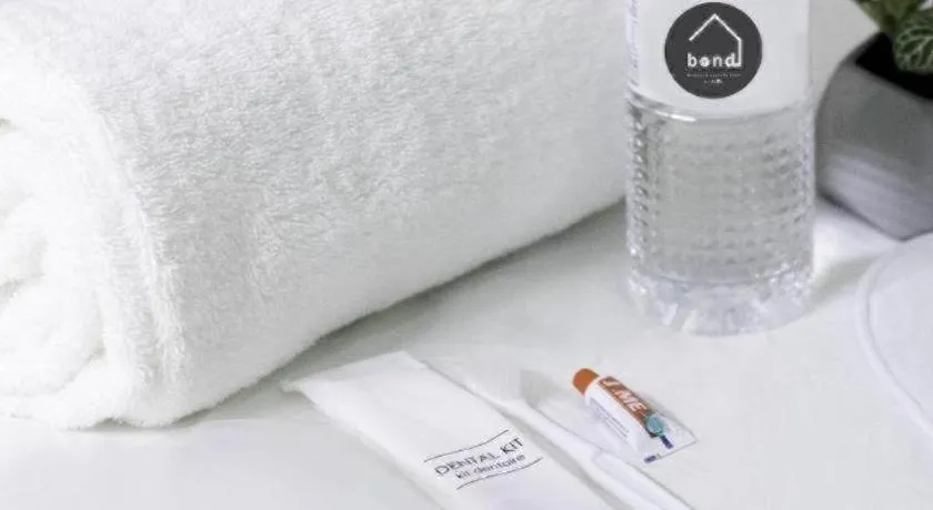 Bed in Capsule@Hive Bugis