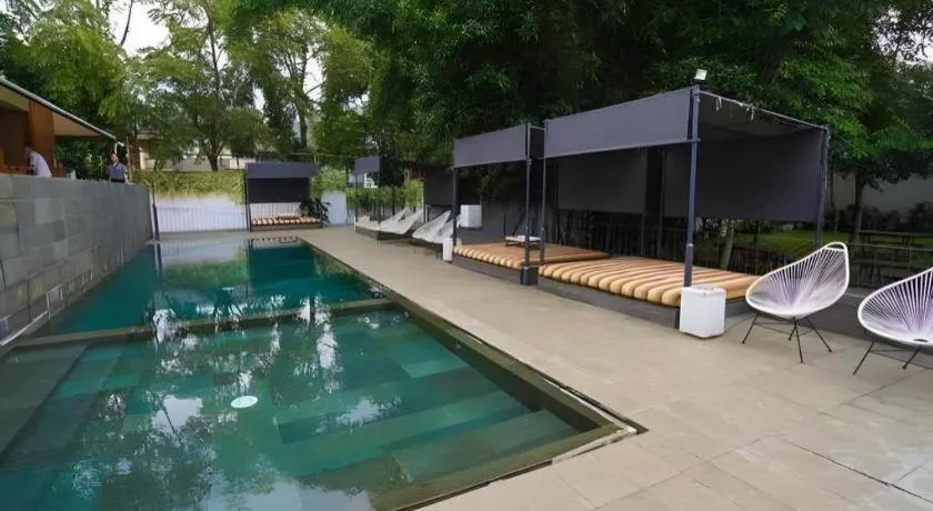 Blackbird Hotel Bandung