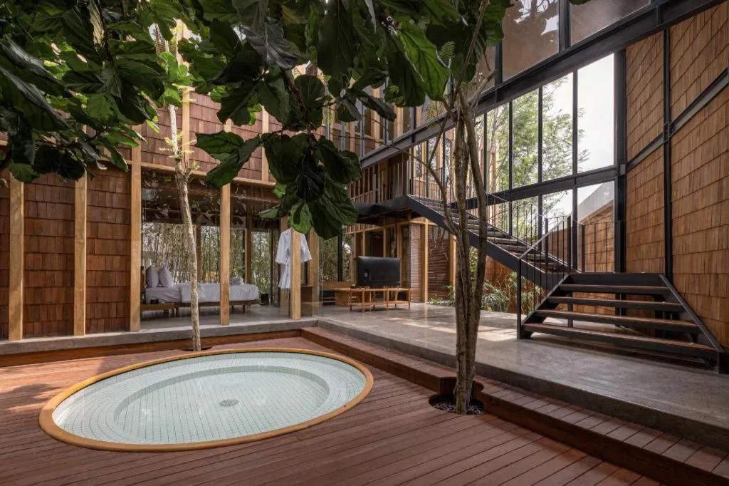 Blackbird Hotel Bandung