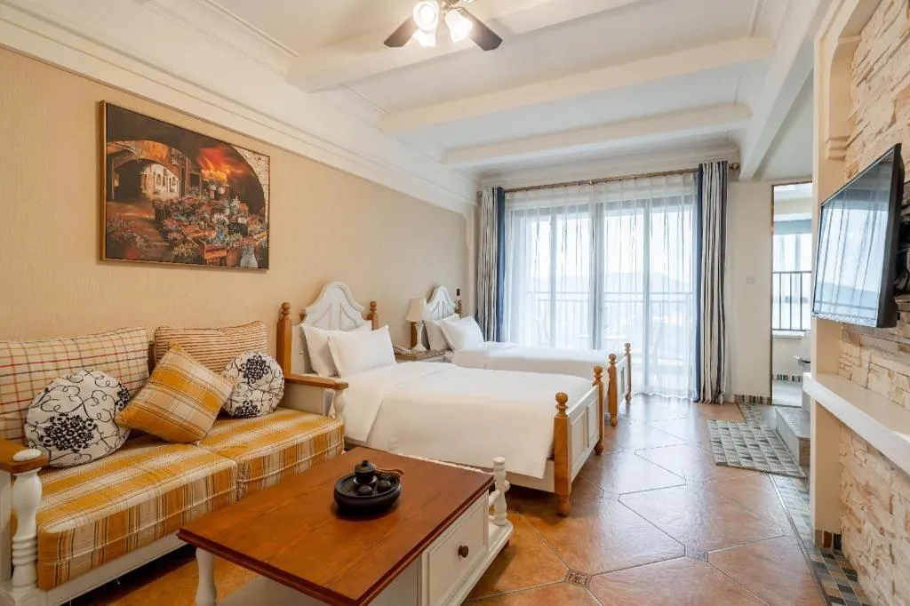 Bed in Poltton International Service Apartment Fujian Changtai Mayangxi