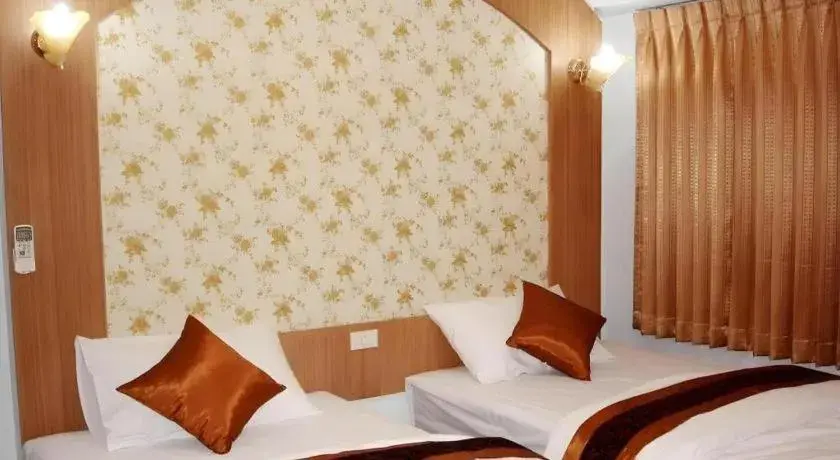 Bed in Diamond Sweet Hotel Bed in Diamond Sweet Hotel