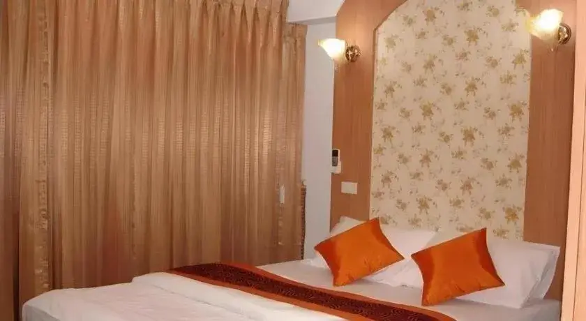 Bed in Diamond Sweet Hotel Bed in Diamond Sweet Hotel