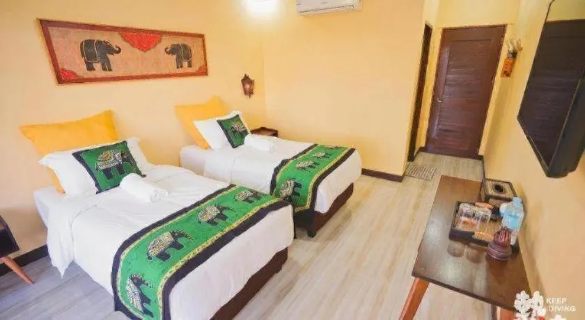 Bed in Keep Diving Resort Bohol