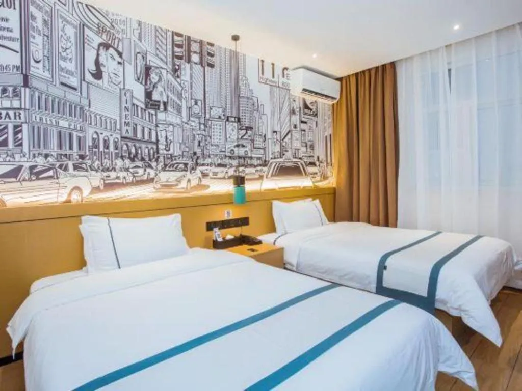 Bed in City Comfort Inn Sanya Sanya Bay Walking Street