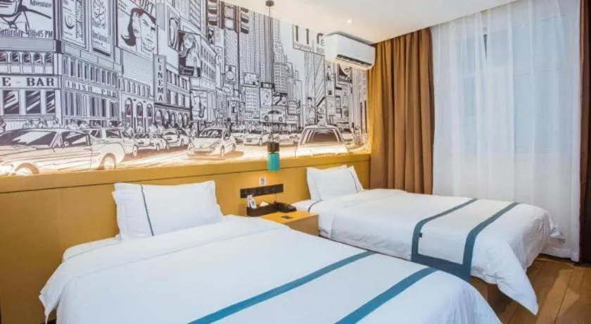 Bed in City Comfort Inn Sanya Sanya Bay Walking Street