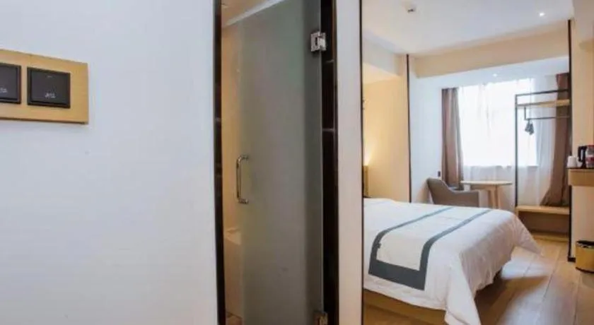 Bed in City Comfort Inn Sanya Sanya Bay Walking Street