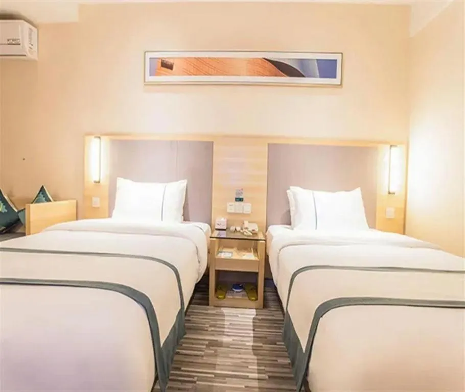 Bed in City Comfort Inn Wuhan Huangpu