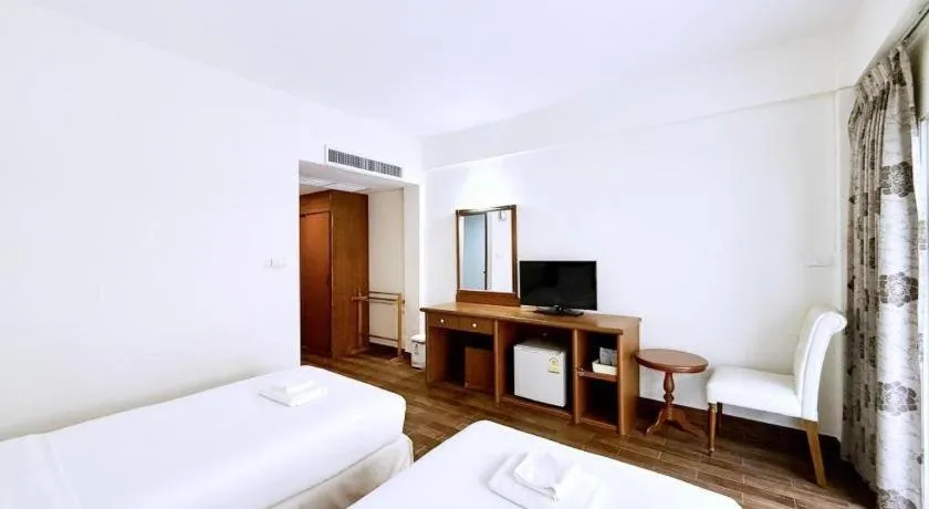 Bed in Paisiri Hotel