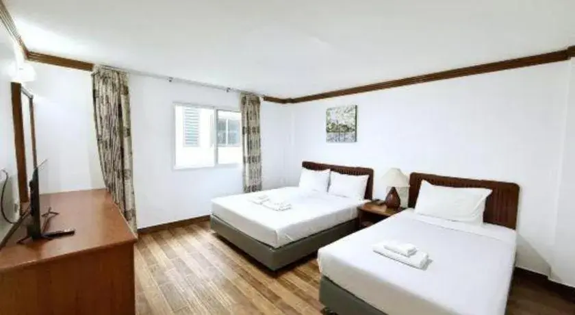 Bed in Paisiri Hotel Bed in Paisiri Hotel