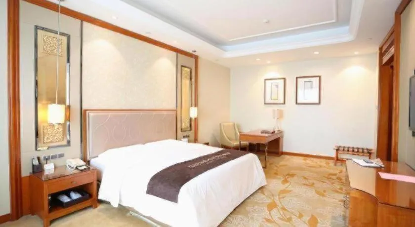 Bed in Empark Grand Hotel Beicheng Hefei